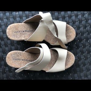 Lucky brand neutral wedges